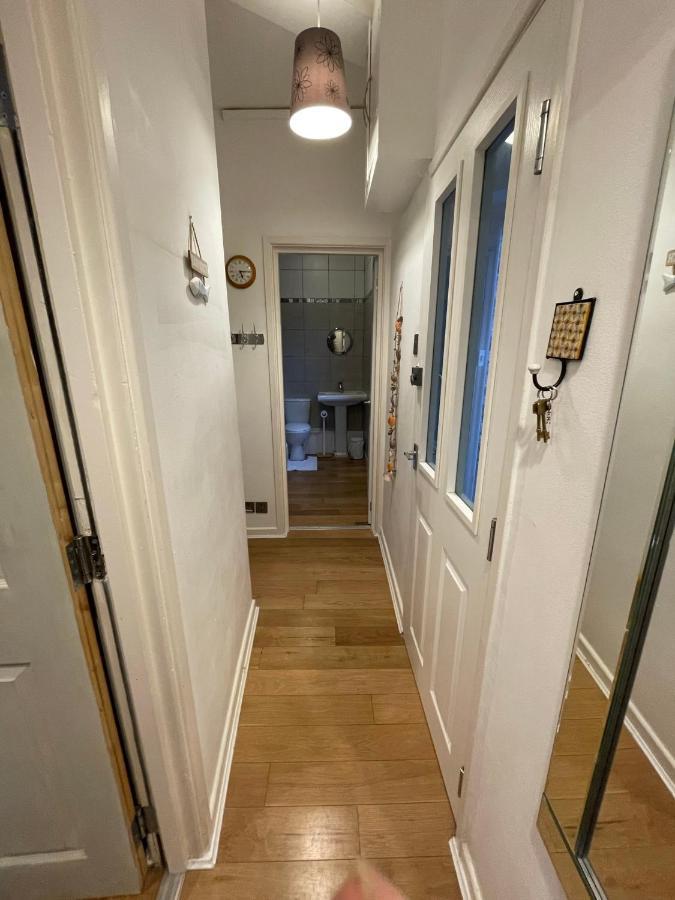 Flat 2, Ty Newydd Apartment บาร์มัธ ภายนอก รูปภาพ