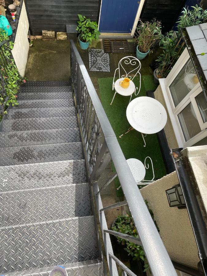 Flat 2, Ty Newydd Apartment บาร์มัธ ภายนอก รูปภาพ