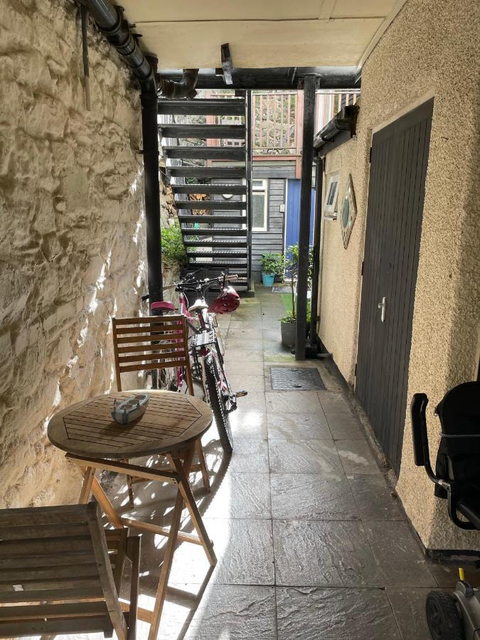 Flat 2, Ty Newydd Apartment บาร์มัธ ภายนอก รูปภาพ
